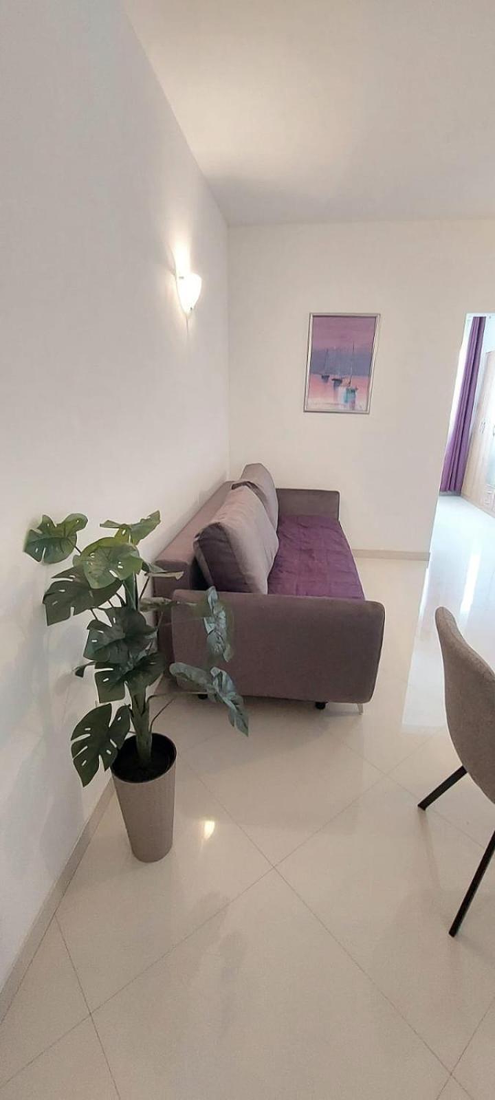 Apartments Mestral Baška Voda Екстериор снимка