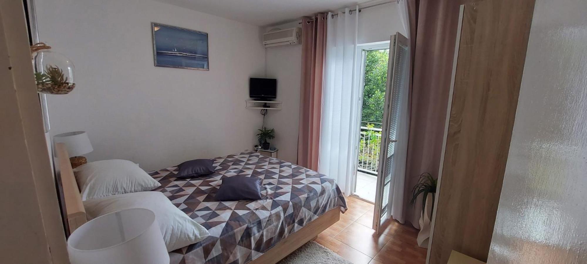 Apartments Mestral Baška Voda Екстериор снимка