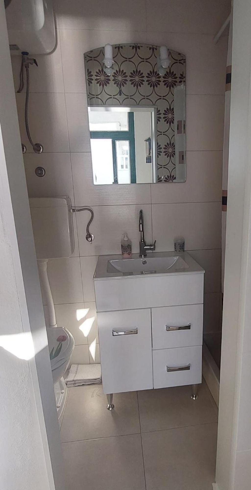 Apartments Mestral Baška Voda Екстериор снимка